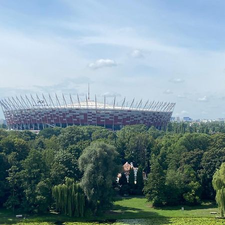 Dedek Park - Historyczny Dworek W Pieknym Parku Skaryszewskim Obok Stadionu Narodowego 华沙 外观 照片